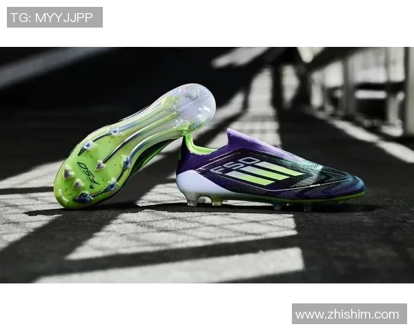 复古球星足球鞋的魅力与时尚潮流回归分析