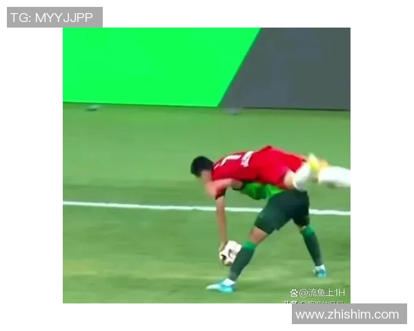 足球场上的瞬间反应 球星们如何应对赛场上的意外与挑战